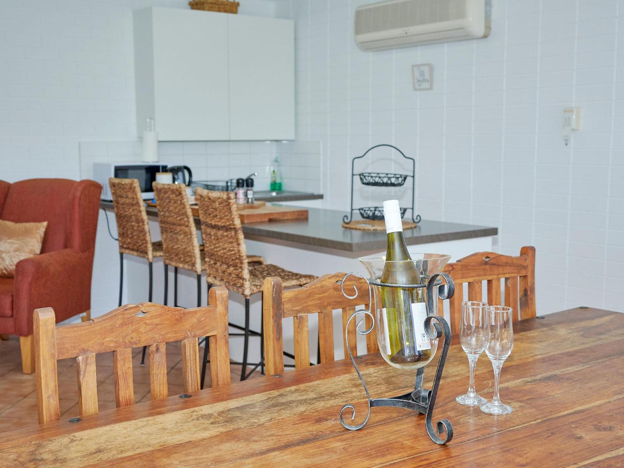 Arlingtons Apartment