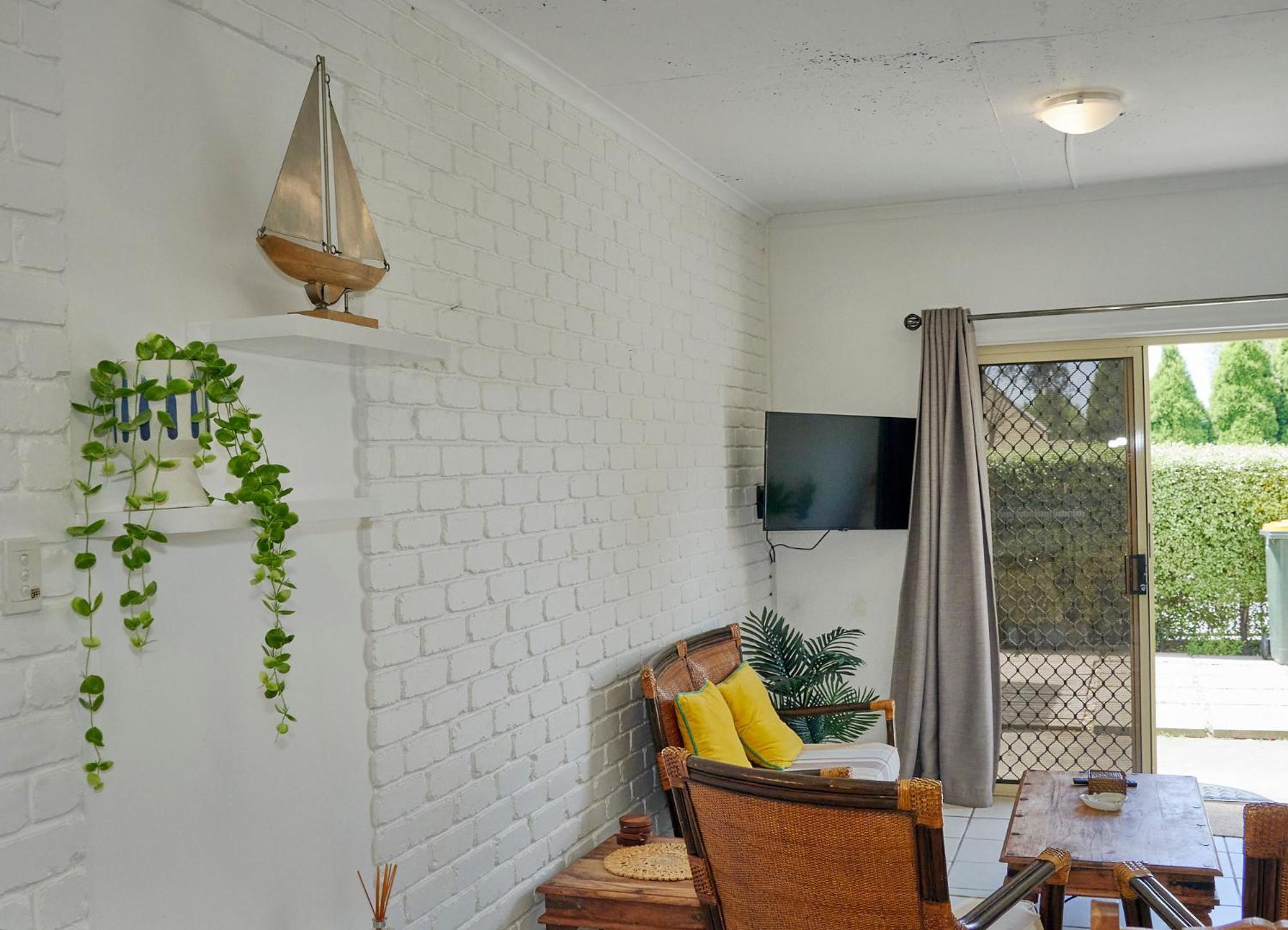 Arlingtons Apartment